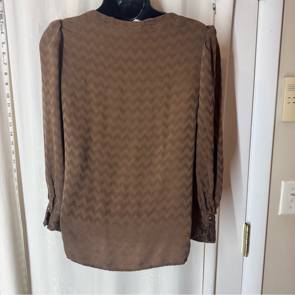 Vintage Tahari Silk Blouse - Picture 4 of 10